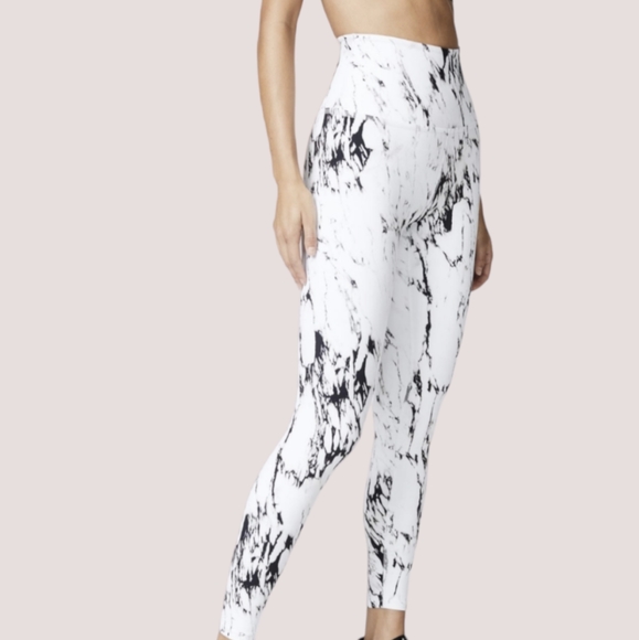 Beyond Yoga Pants - Beyond Yoga Olympus High-rise Leggings White and Black Marble Size L